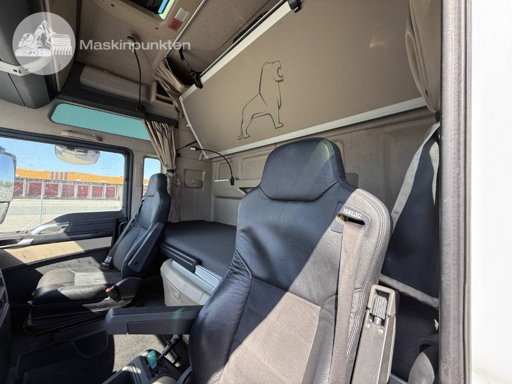 Sattelzugmaschine MAN TGX 28.510: das Bild 30