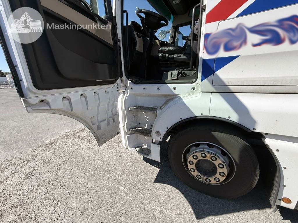 Sattelzugmaschine MAN TGX 28.510: das Bild 26