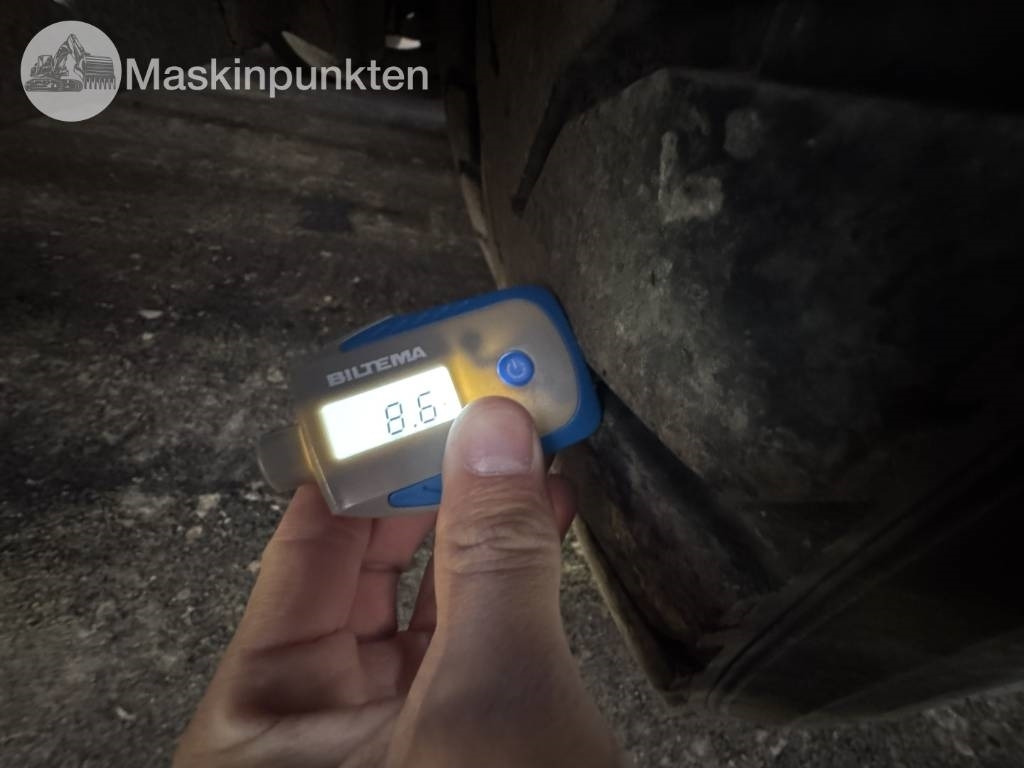 Abrollkipper Scania R 480 LB: das Bild 9 Abrollkipper Scania R 480 LB: das Bild 9