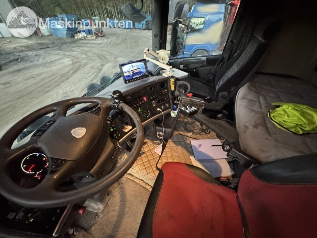 Abrollkipper Scania R 480 LB: das Bild 31 Abrollkipper Scania R 480 LB: das Bild 31