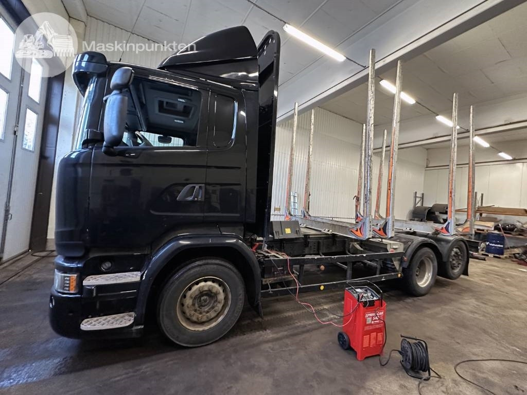 Scania R 490 LB - Holztransporter: das Bild 3 Scania R 490 LB - Holztransporter: das Bild 3