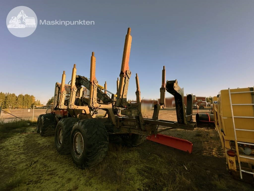 Valmet 890.3 - Forwarder: das Bild 4 Valmet 890.3 - Forwarder: das Bild 4