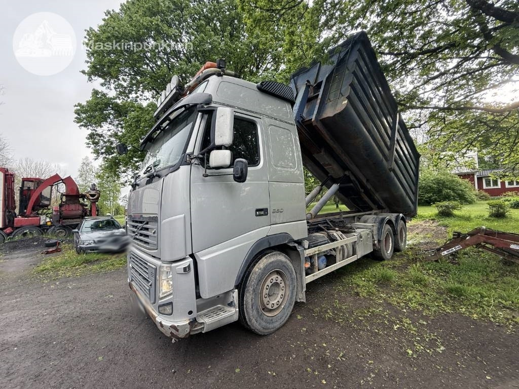 Volvo FH 16 660 - Abrollkipper: das Bild 1 Volvo FH 16 660 - Abrollkipper: das Bild 1