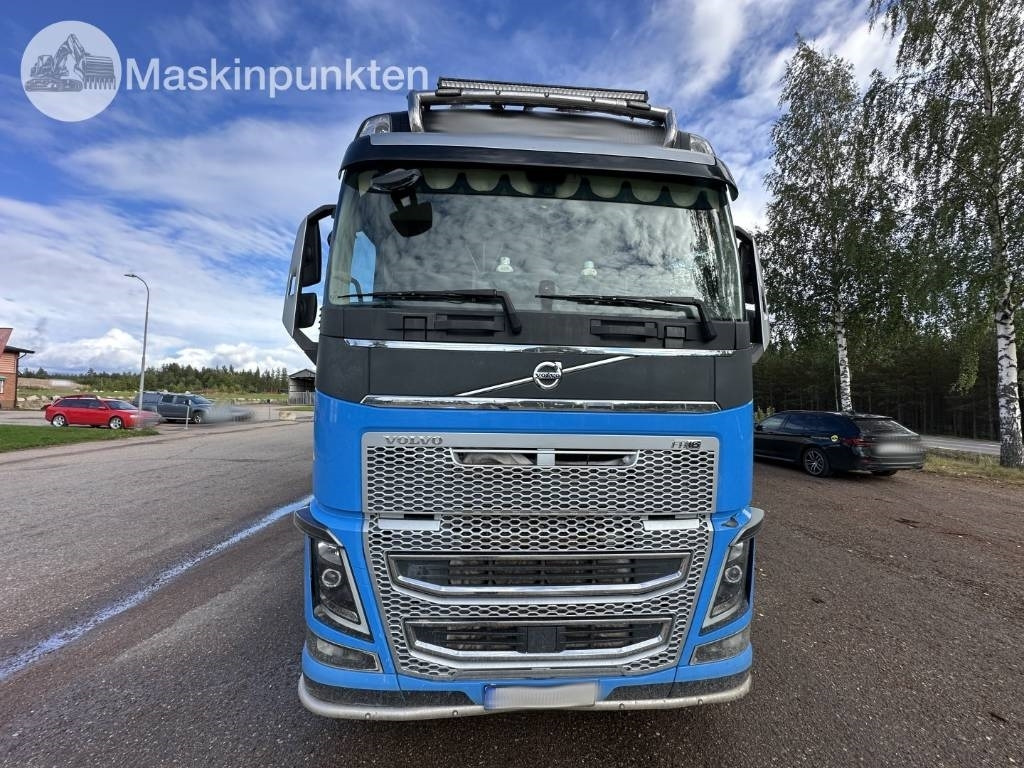 Volvo FH 16 750 - Pritsche LKW, Autokran: das Bild 3 Volvo FH 16 750 - Pritsche LKW, Autokran: das Bild 3