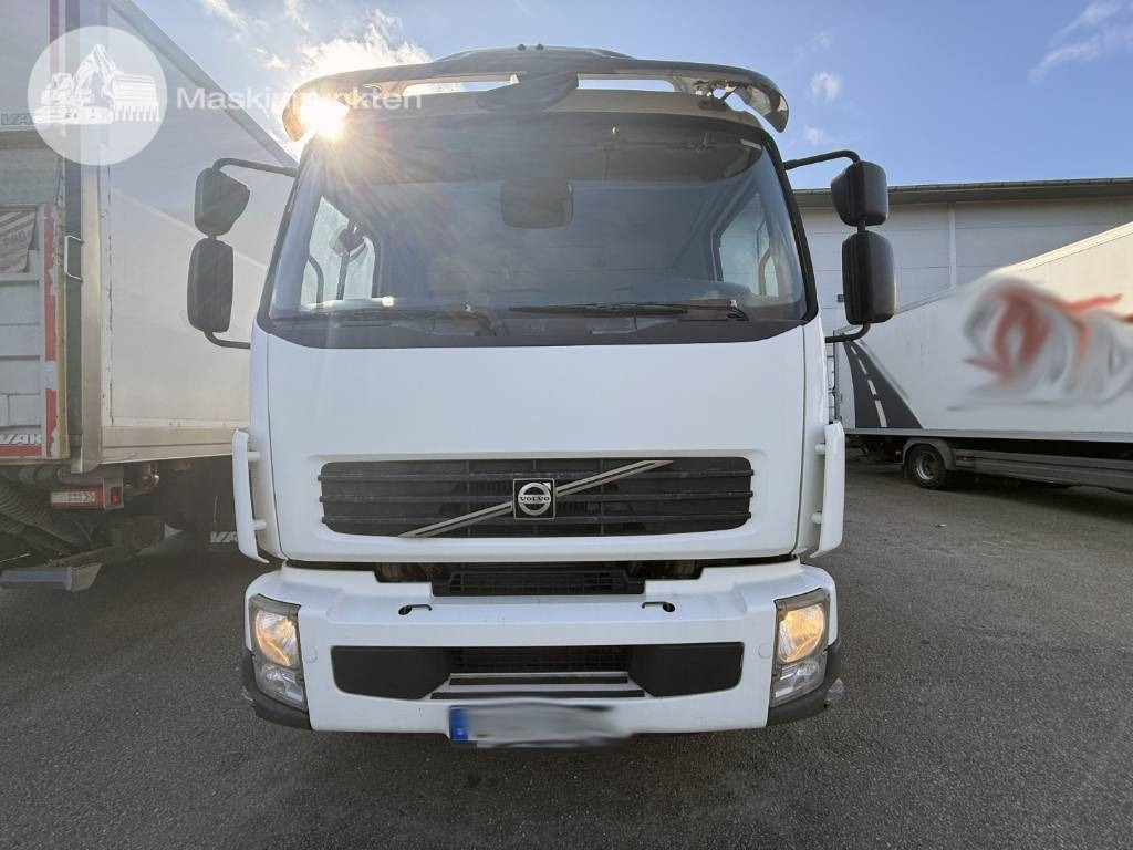 Volvo FL 240 - Koffer LKW: das Bild 2 Volvo FL 240 - Koffer LKW: das Bild 2