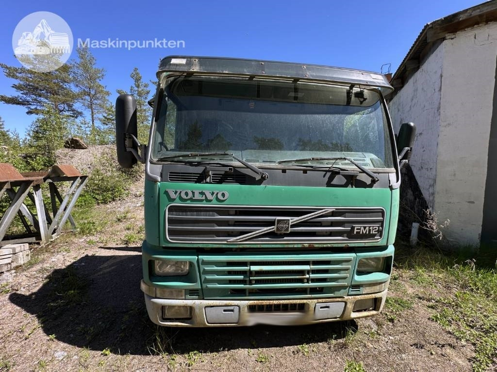 Volvo FM 12 420 - Abrollkipper: das Bild 2 Volvo FM 12 420 - Abrollkipper: das Bild 2