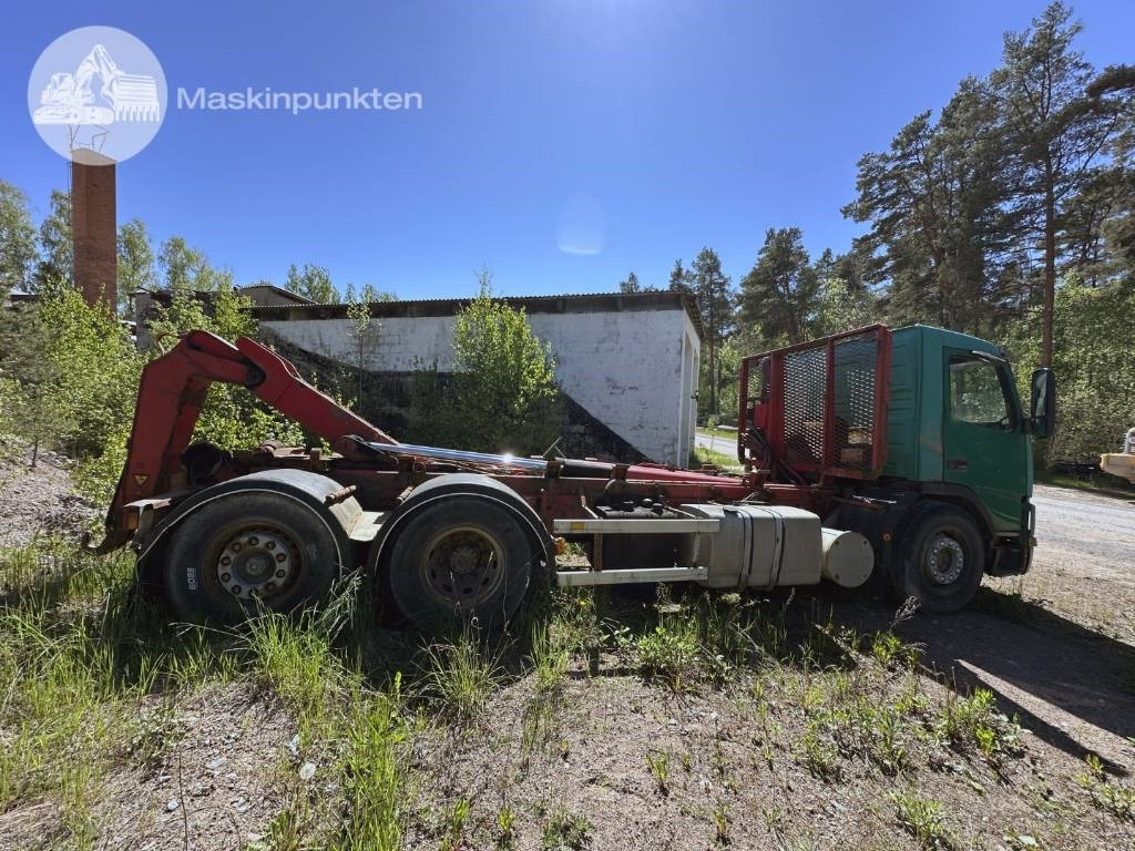 Volvo FM 12 420 - Abrollkipper: das Bild 4 Volvo FM 12 420 - Abrollkipper: das Bild 4