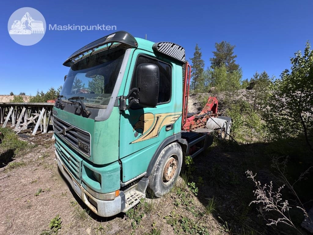 Volvo FM 12 420 - Abrollkipper: das Bild 1 Volvo FM 12 420 - Abrollkipper: das Bild 1