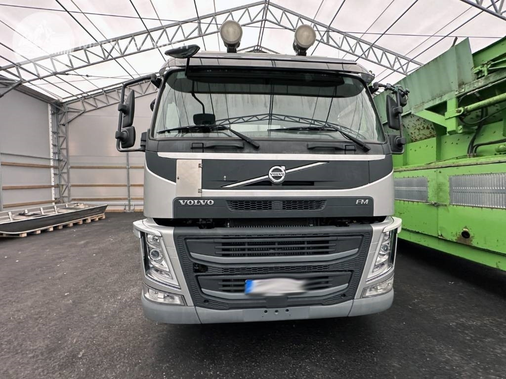 Volvo FM 420 - Abrollkipper: das Bild 3 Volvo FM 420 - Abrollkipper: das Bild 3