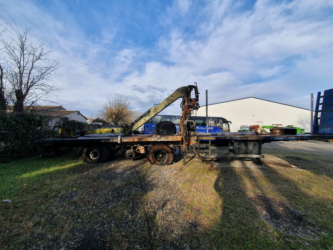 LECITRAILE SEMI GRUE FORESTIERE - Auflieger: das Bild 3 LECITRAILE SEMI GRUE FORESTIERE - Auflieger: das Bild 3