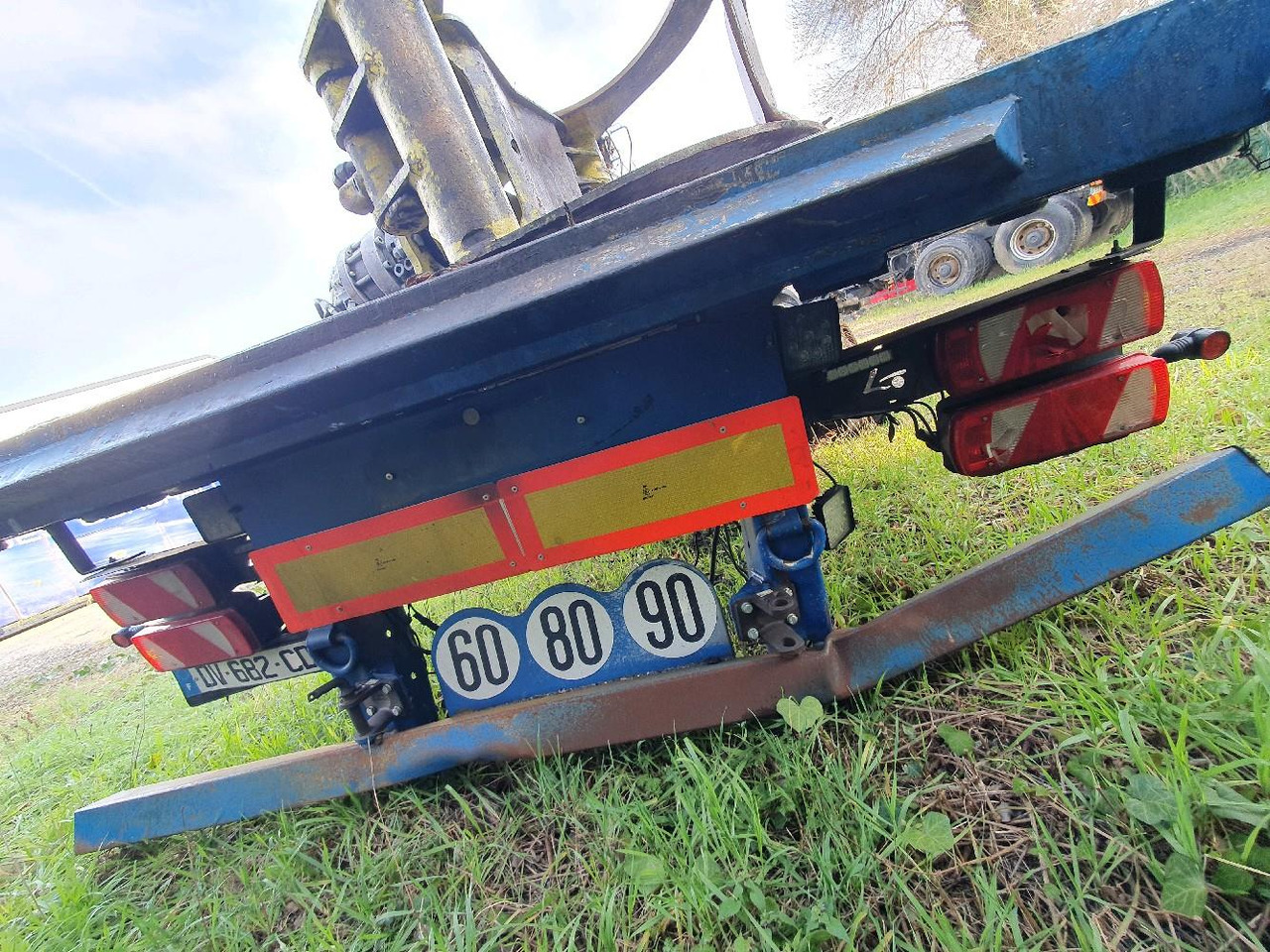 LECITRAILE SEMI GRUE FORESTIERE - Auflieger: das Bild 5 LECITRAILE SEMI GRUE FORESTIERE - Auflieger: das Bild 5