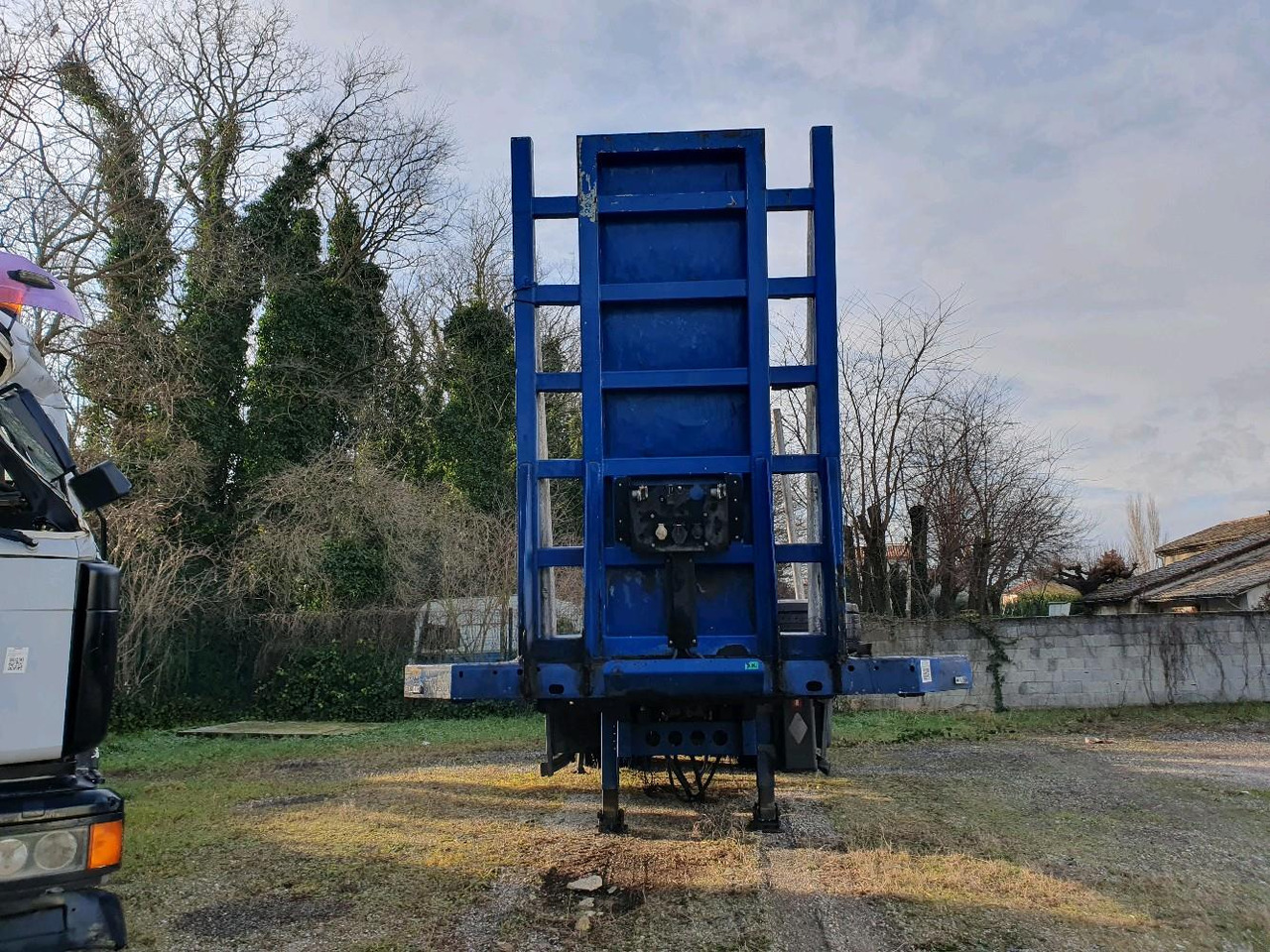 LECITRAILE SEMI GRUE FORESTIERE - Auflieger: das Bild 2 LECITRAILE SEMI GRUE FORESTIERE - Auflieger: das Bild 2