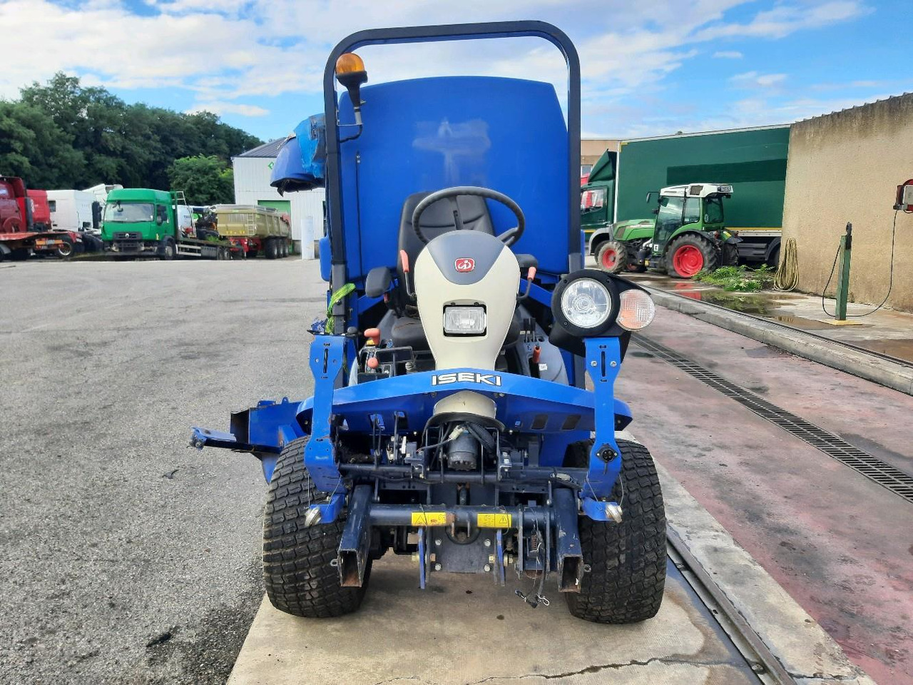 ISEKI SF370 - Rasenmäher: das Bild 2 ISEKI SF370 - Rasenmäher: das Bild 2