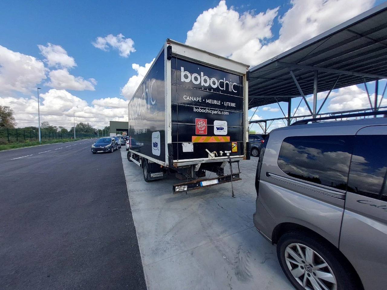 IVECO PORTEUR 65C14N - Koffer Transporter: das Bild 5 IVECO PORTEUR 65C14N - Koffer Transporter: das Bild 5