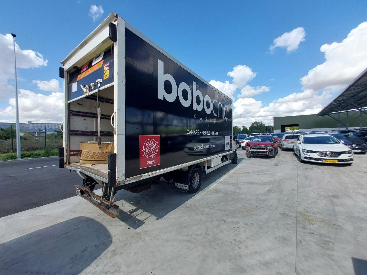 IVECO PORTEUR 65C14N - Koffer Transporter: das Bild 4 IVECO PORTEUR 65C14N - Koffer Transporter: das Bild 4