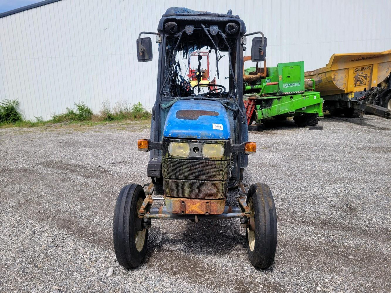 NEW HOLLAND TN75N - Traktor: das Bild 2 NEW HOLLAND TN75N - Traktor: das Bild 2