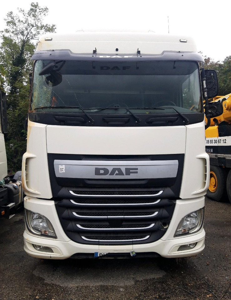 DAF XF510 - Sattelzugmaschine: das Bild 2 DAF XF510 - Sattelzugmaschine: das Bild 2