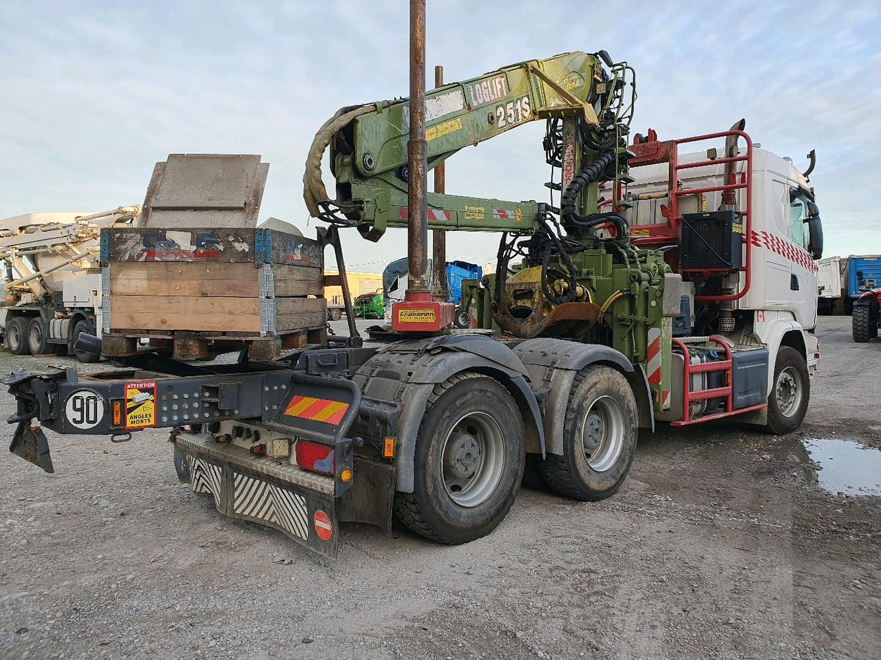 SCANIA R 580 FOREST GRUE - Sattelzugmaschine: das Bild 4 SCANIA R 580 FOREST GRUE - Sattelzugmaschine: das Bild 4