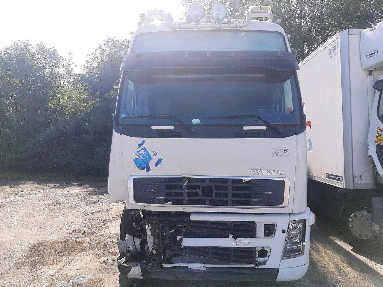 VOLVO FH 480 PORTEUR - Koffer LKW: das Bild 2 VOLVO FH 480 PORTEUR - Koffer LKW: das Bild 2