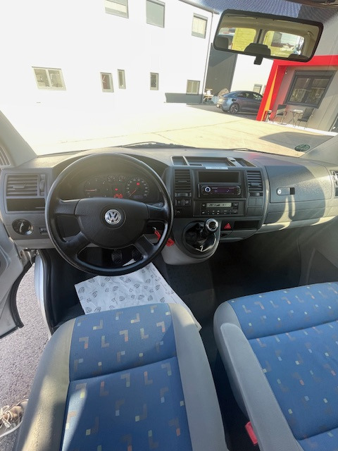 Kleinbus, Personentransporter VW Comfort LR TDI D-PF MOTION: das Bild 15