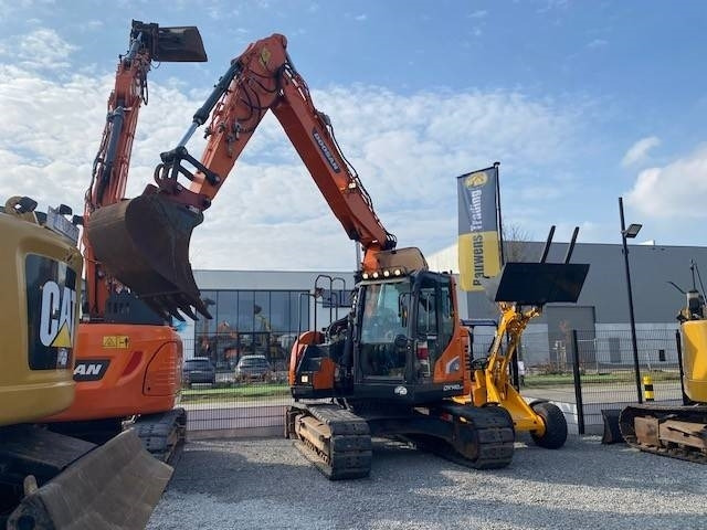Kettenbagger Doosan DX140 LCR-5: das Bild 14 Kettenbagger Doosan DX140 LCR-5: das Bild 14