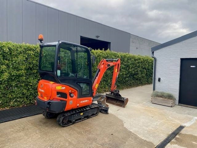 Minibagger Kubota KX 015-4: das Bild 9 Minibagger Kubota KX 015-4: das Bild 9