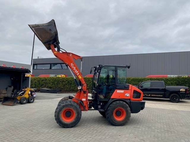 Kubota R 090 - Radlader: das Bild 1 Kubota R 090 - Radlader: das Bild 1