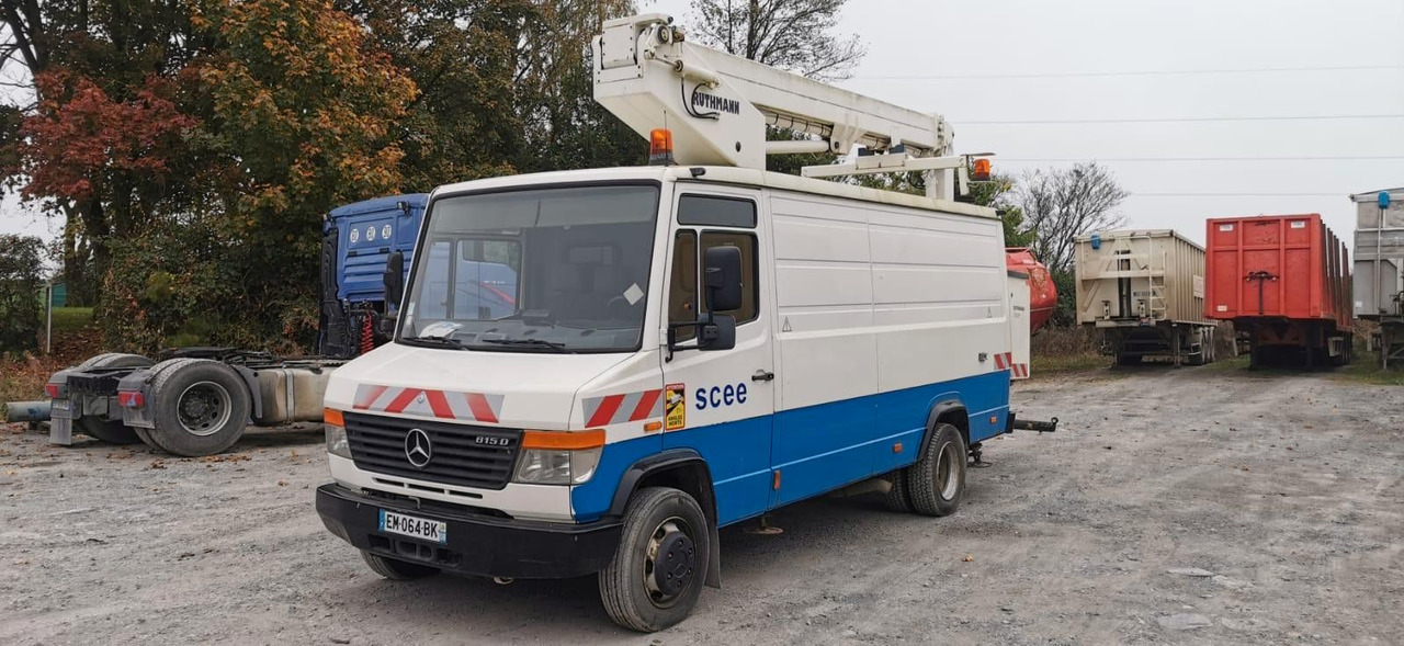 Mercedes-Benz VARIO 815 D 17 M - LKW mit Arbeitsbühne: das Bild 3 Mercedes-Benz VARIO 815 D 17 M - LKW mit Arbeitsbühne: das Bild 3