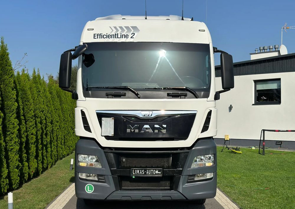 MAN TGX 18.440 HYDRAULIKA - Sattelzugmaschine: das Bild 2 MAN TGX 18.440 HYDRAULIKA - Sattelzugmaschine: das Bild 2
