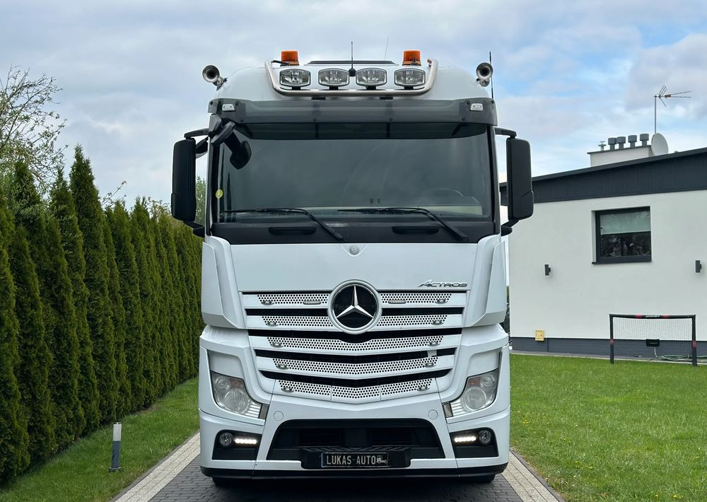 Mercedes-Benz ACTROS 1845 AUTOMAT LODÓWKA - Sattelzugmaschine: das Bild 2 Mercedes-Benz ACTROS 1845 AUTOMAT LODÓWKA - Sattelzugmaschine: das Bild 2