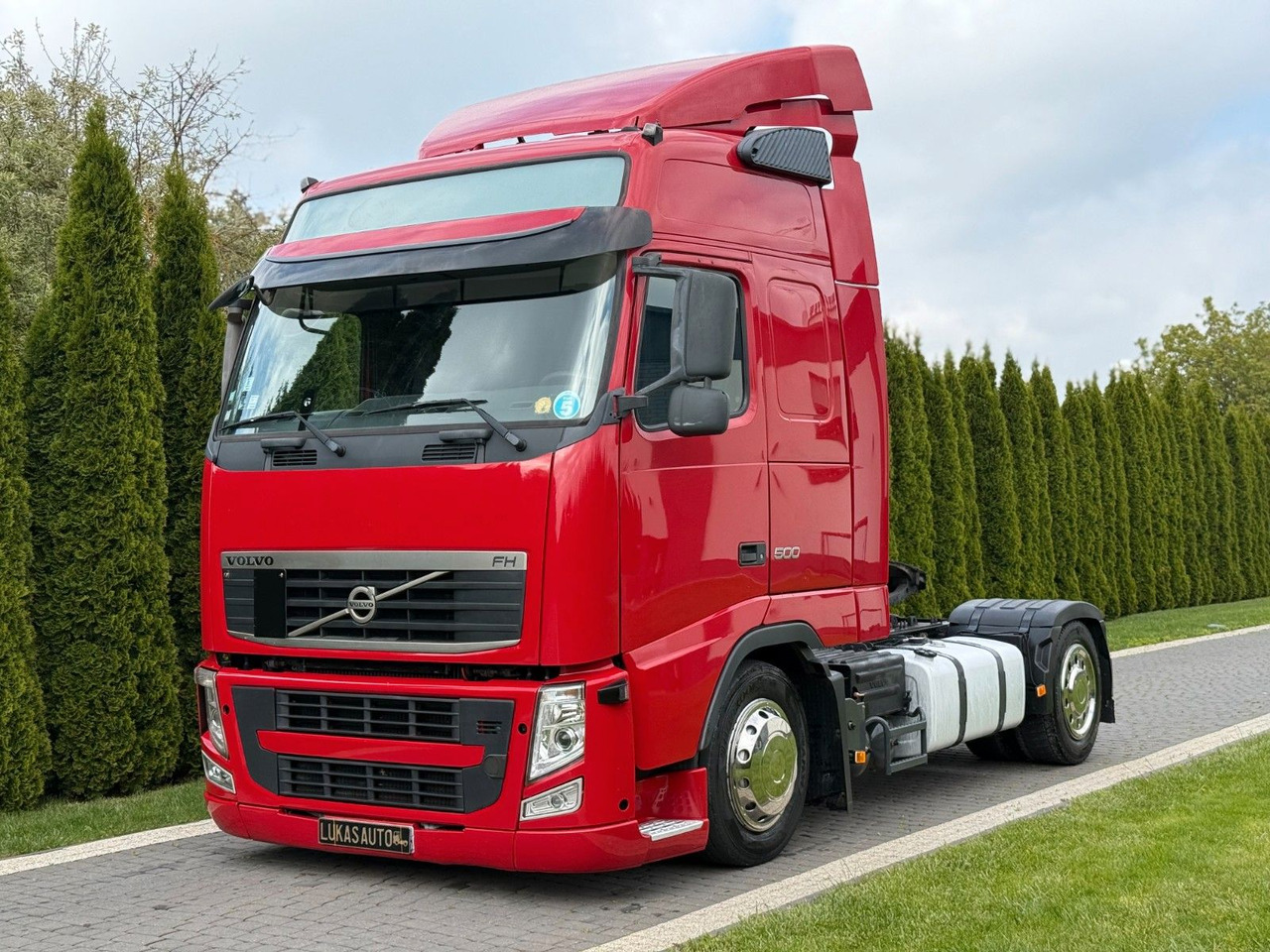 Volvo FH 500 LOW DECK LOW KMS - Sattelzugmaschine: das Bild 1 Volvo FH 500 LOW DECK LOW KMS - Sattelzugmaschine: das Bild 1