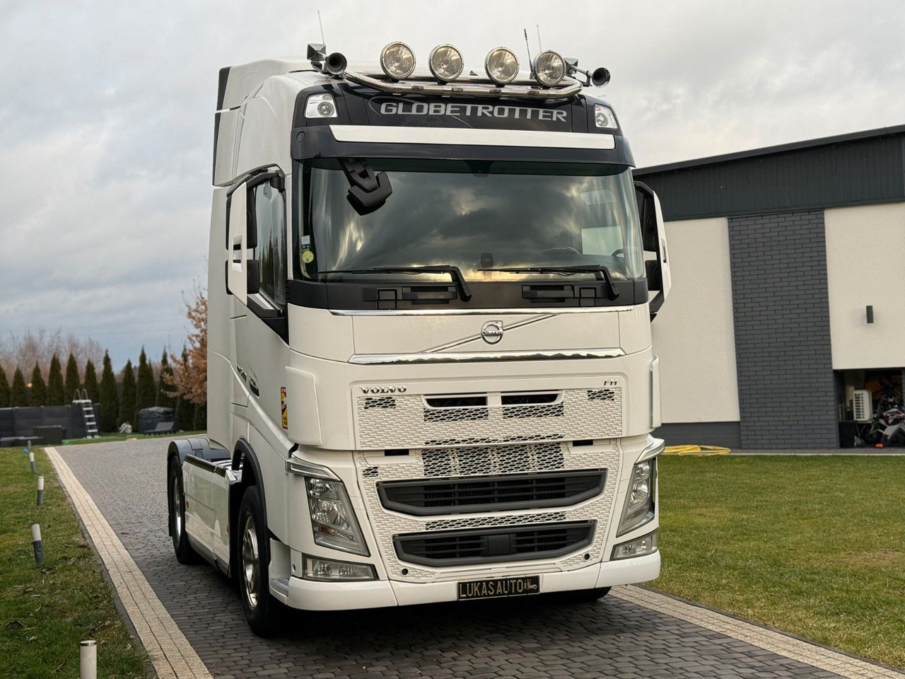 Volvo FH 540 PARK COOL VIN KB - Sattelzugmaschine: das Bild 3 Volvo FH 540 PARK COOL VIN KB - Sattelzugmaschine: das Bild 3