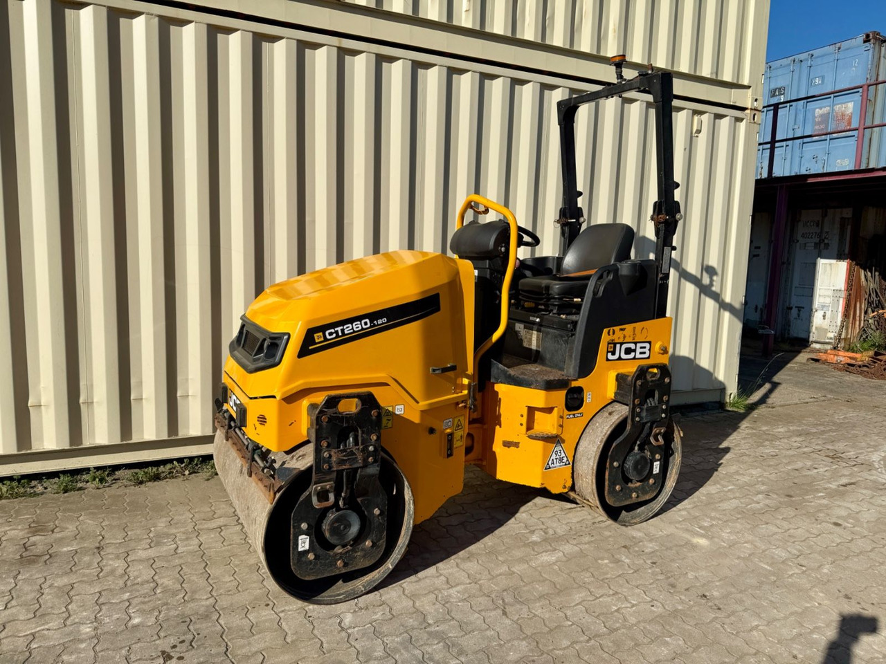 JCB CT260-120 / 2019 BJ / 609 H / 2.560 KG - Straßenwalze: das Bild 1 JCB CT260-120 / 2019 BJ / 609 H / 2.560 KG - Straßenwalze: das Bild 1