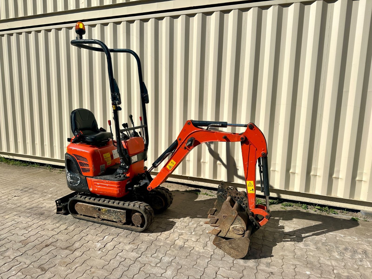 Kubota K008-3 / 2021 BJ / 725 H / 4 x Löffel - Minibagger: das Bild 4 Kubota K008-3 / 2021 BJ / 725 H / 4 x Löffel - Minibagger: das Bild 4