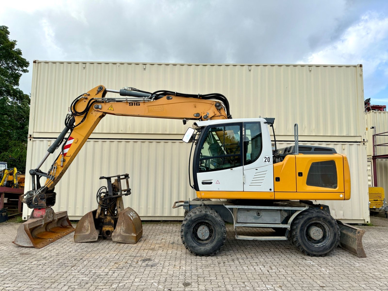 Liebherr A916 / Deutsche Maschine / Löffel + Greifer - Mobilbagger: das Bild 2 Liebherr A916 / Deutsche Maschine / Löffel + Greifer - Mobilbagger: das Bild 2