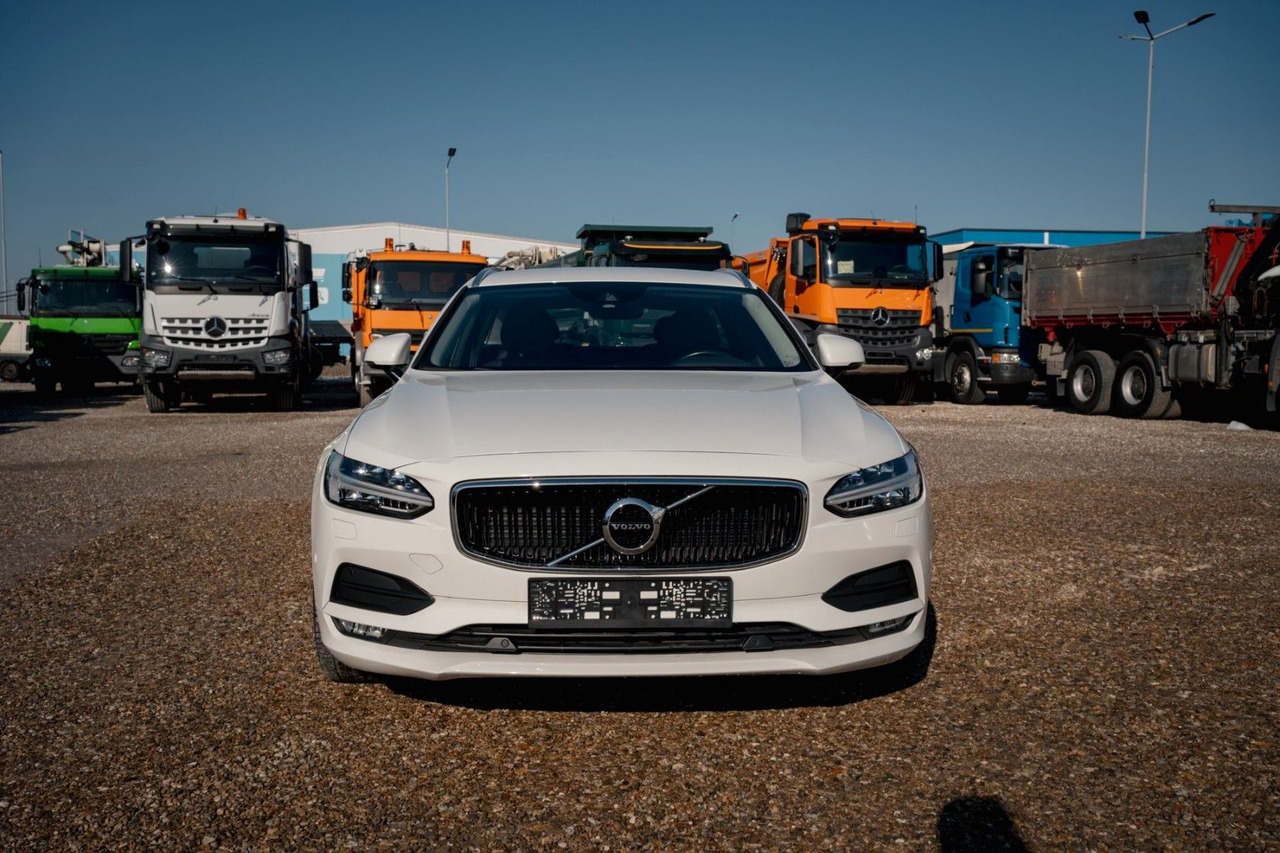 Volvo V90 D4 Momentum 2.0D - Kombi: das Bild 3 Volvo V90 D4 Momentum 2.0D - Kombi: das Bild 3