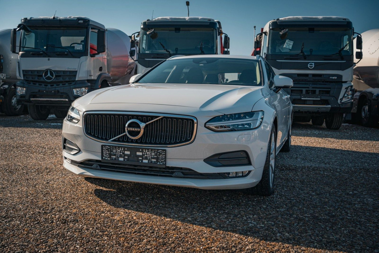 Volvo V90 D4 Momentum 2.0D - Kombi: das Bild 2 Volvo V90 D4 Momentum 2.0D - Kombi: das Bild 2