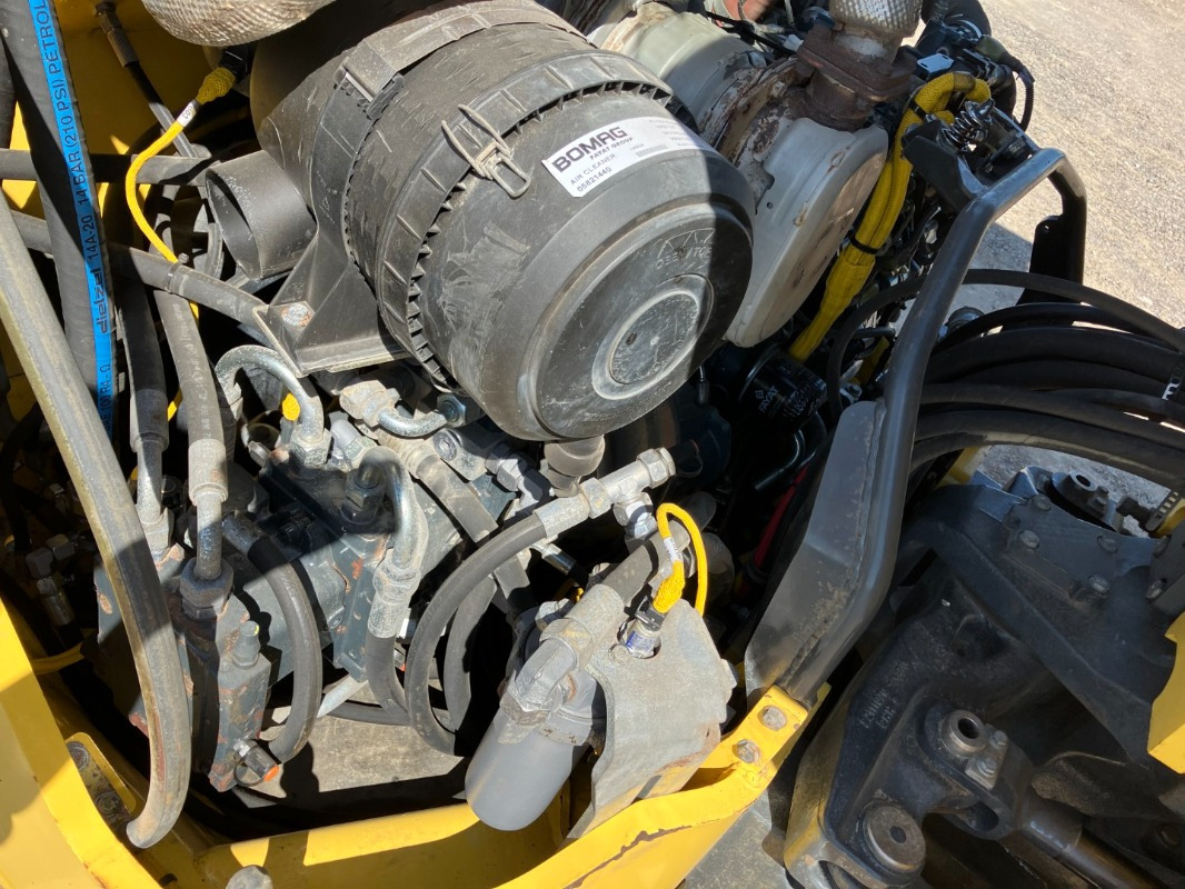 BOMAG DE BW 161 AD-5 Stage IIIb/Tier 4i - Straßenwalze: das Bild 4 BOMAG DE BW 161 AD-5 Stage IIIb/Tier 4i - Straßenwalze: das Bild 4