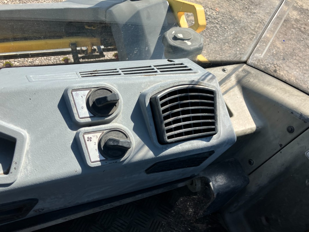 BOMAG DE BW 161 AD-5 Stage IIIb/Tier 4i - Straßenwalze: das Bild 5 BOMAG DE BW 161 AD-5 Stage IIIb/Tier 4i - Straßenwalze: das Bild 5