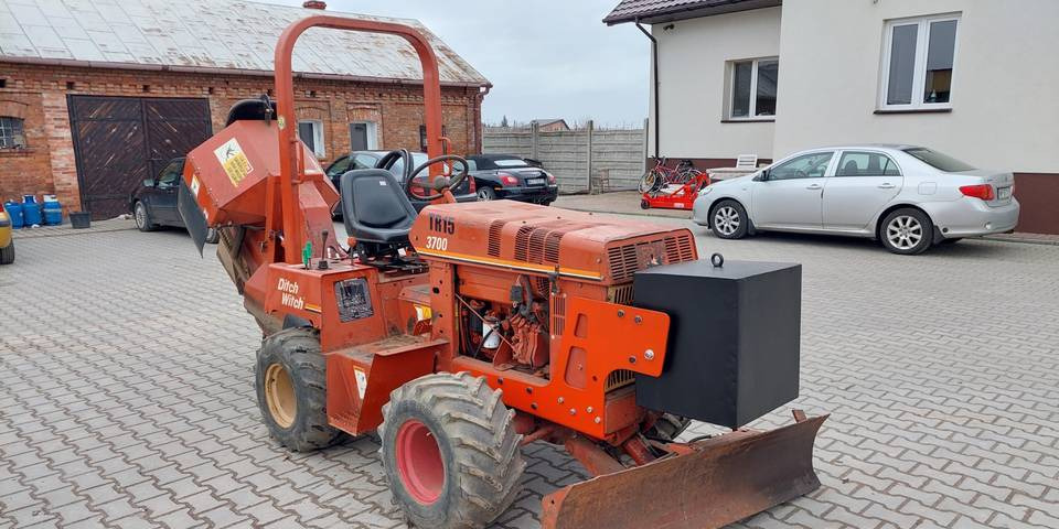 Koparka tarczowa Ditch Witch 3700 DD + A341 - Grabenbagger/ Grabenfräse: das Bild 2 Koparka tarczowa Ditch Witch 3700 DD + A341 - Grabenbagger/ Grabenfräse: das Bild 2