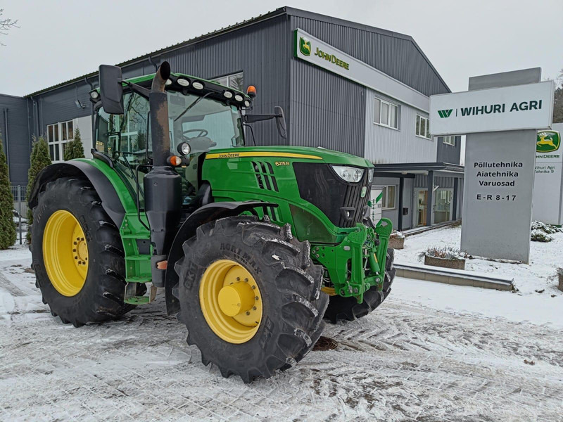 John Deere 6215R - Traktor: das Bild 1 John Deere 6215R - Traktor: das Bild 1