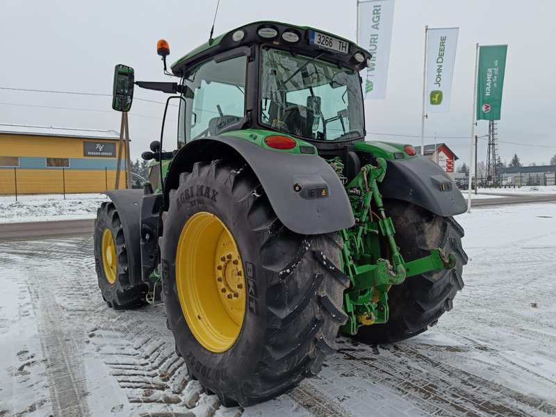 John Deere 6215R - Traktor: das Bild 5 John Deere 6215R - Traktor: das Bild 5