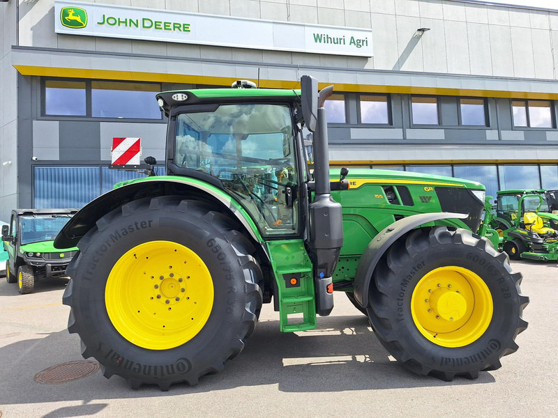John Deere 6R 155 Autopower - Traktor: das Bild 2 John Deere 6R 155 Autopower - Traktor: das Bild 2