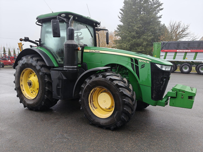 John Deere 8400R - Traktor: das Bild 1 John Deere 8400R - Traktor: das Bild 1
