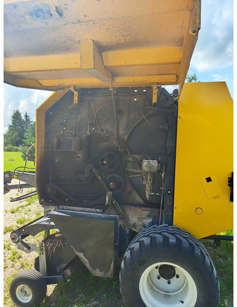New Holland BR 6090 - Rundballenpresse: das Bild 4 New Holland BR 6090 - Rundballenpresse: das Bild 4