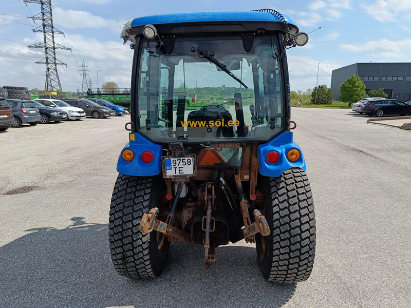 New Holland Boomer 40 - Traktor: das Bild 4 New Holland Boomer 40 - Traktor: das Bild 4