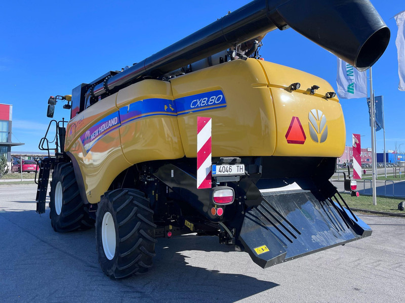 New Holland CX 8.80 - Mähdrescher: das Bild 5 New Holland CX 8.80 - Mähdrescher: das Bild 5