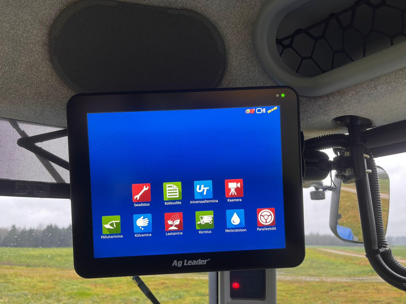 Traktor New Holland T8.330: das Bild 18 Traktor New Holland T8.330: das Bild 18