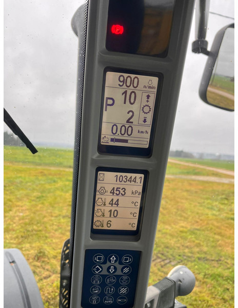 Traktor New Holland T8.330: das Bild 15 Traktor New Holland T8.330: das Bild 15