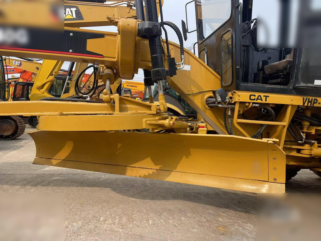 CATERPILLAR 140G - Grader: das Bild 5 CATERPILLAR 140G - Grader: das Bild 5